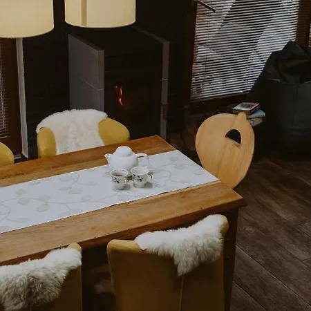 Holiday Na Biru 2 بيت للعطل تولمين
